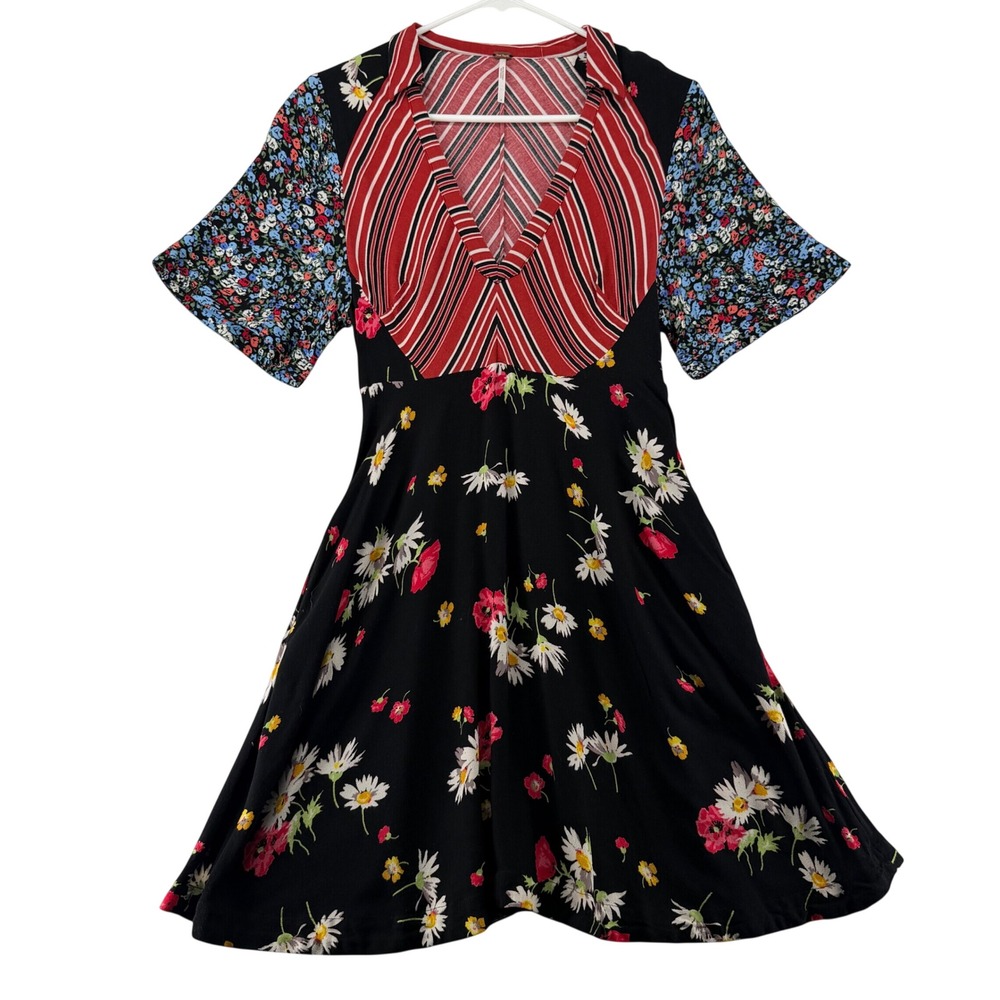 Free People Mix It Up Black Stripe Floral Mini Dress Size 4 Pockets Side Zipper